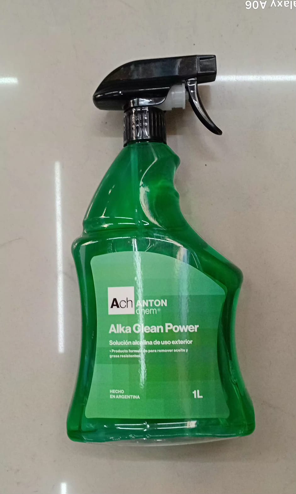 Liquido para remover aceite y grasa resistentes