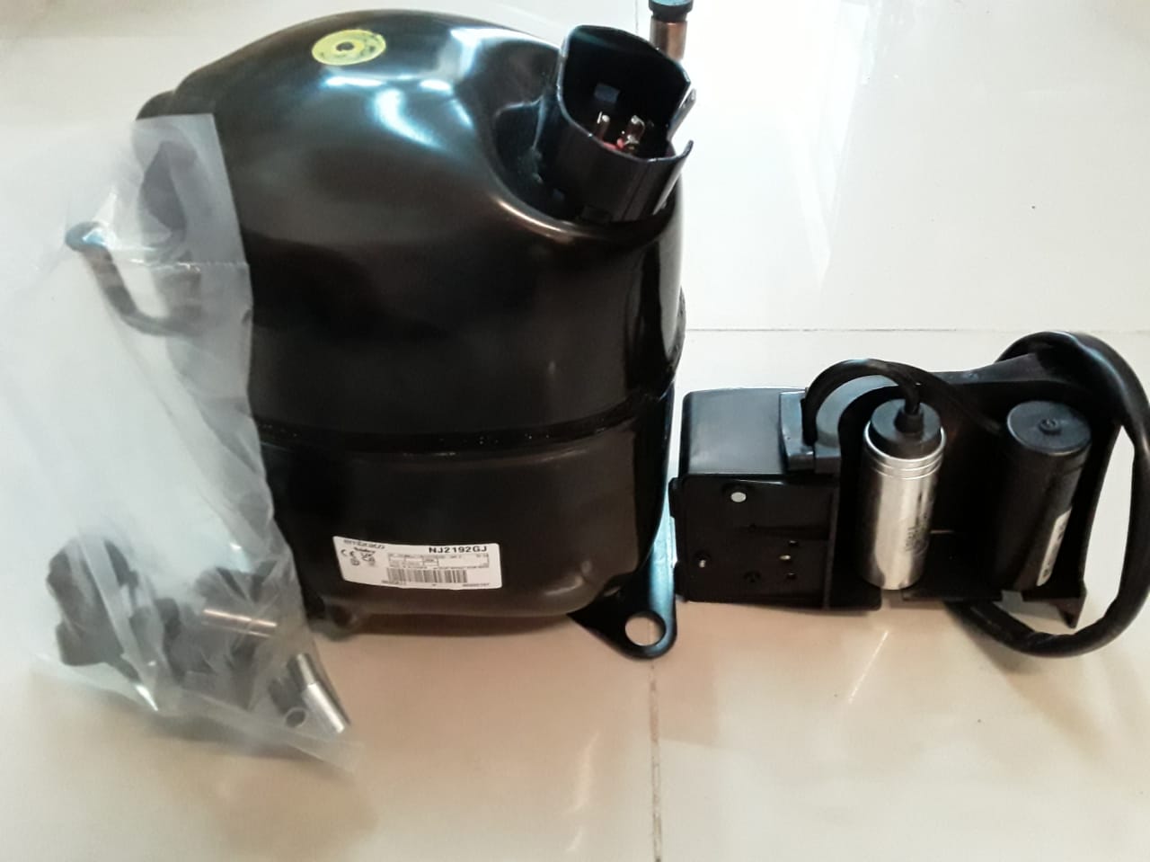 Motor Aspera 1-1/4 hp NJ2192GK R404A